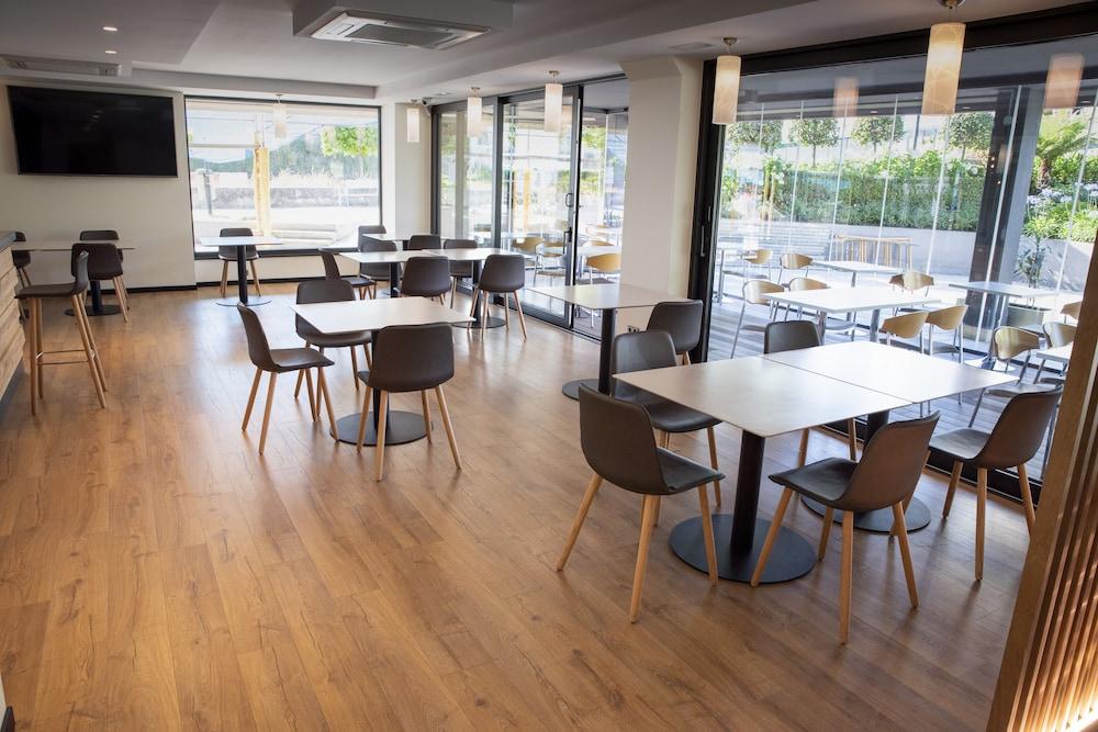 Hotel Avenida A Coruña Εξωτερικό φωτογραφία